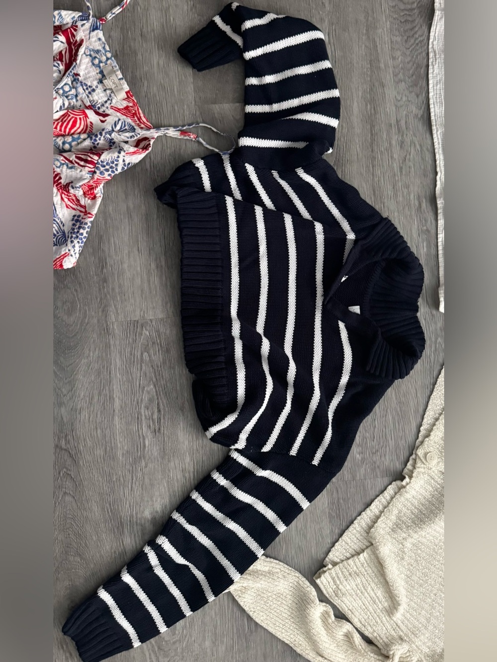 Pacsun Sweater